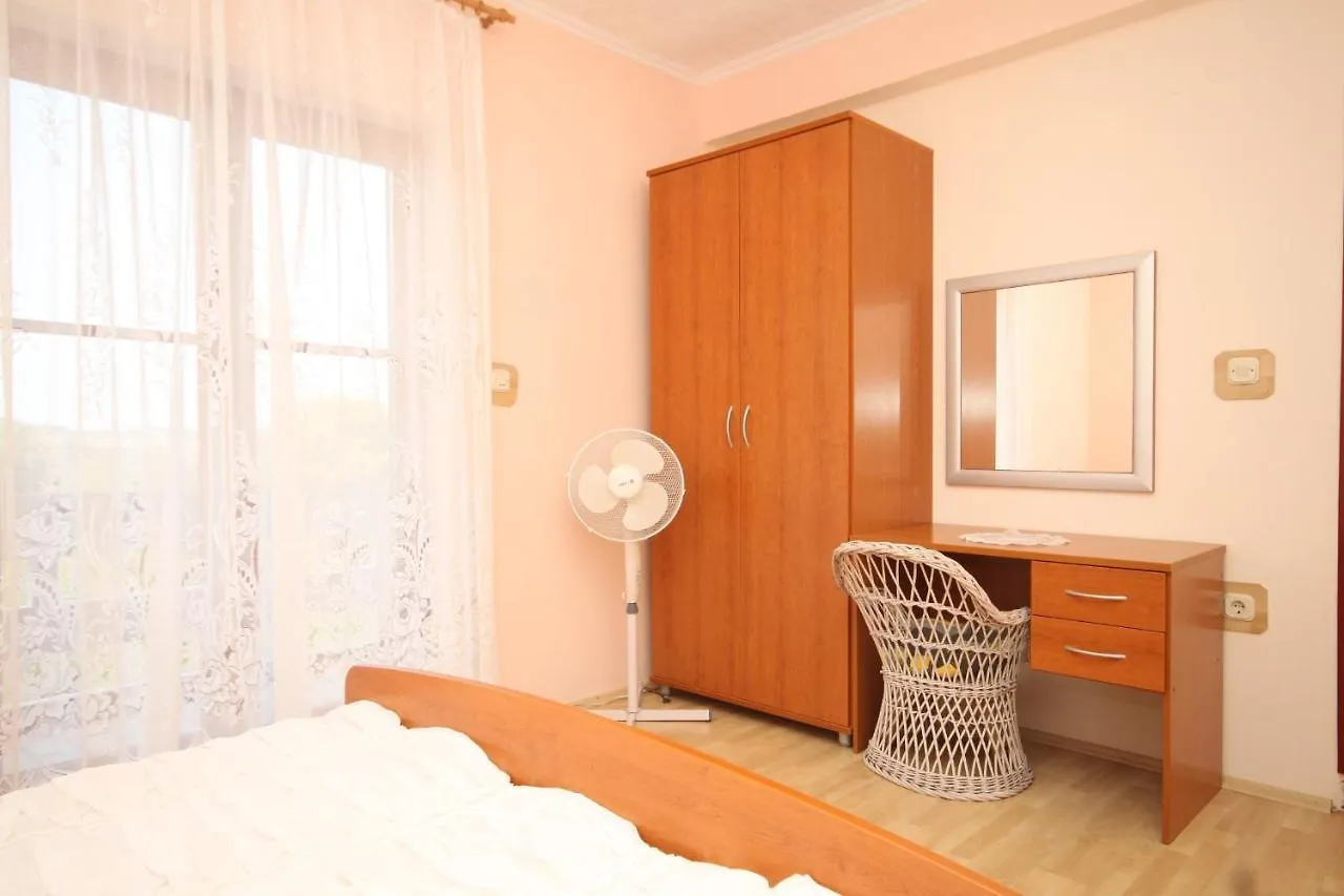 Apartment Kali 834A