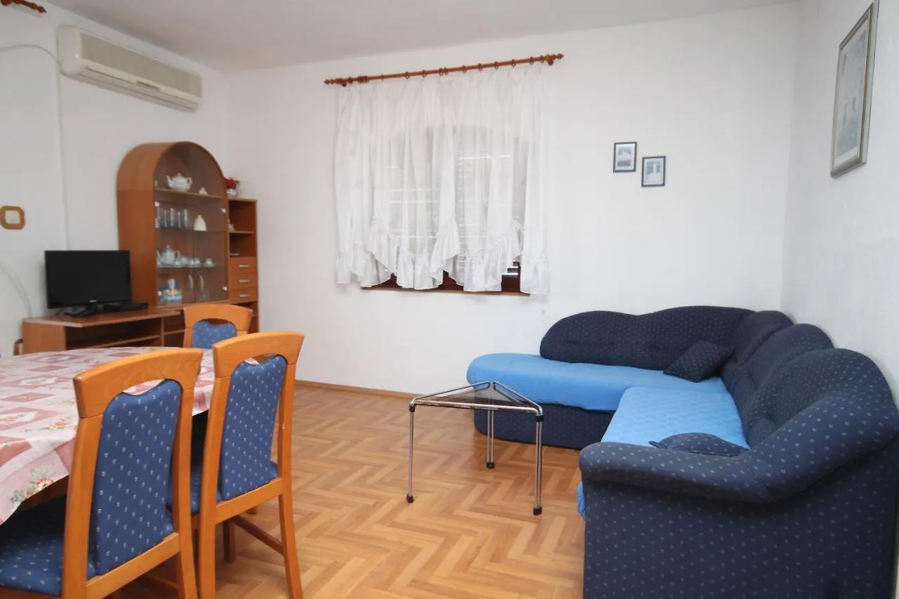 Apartment Kali 834A